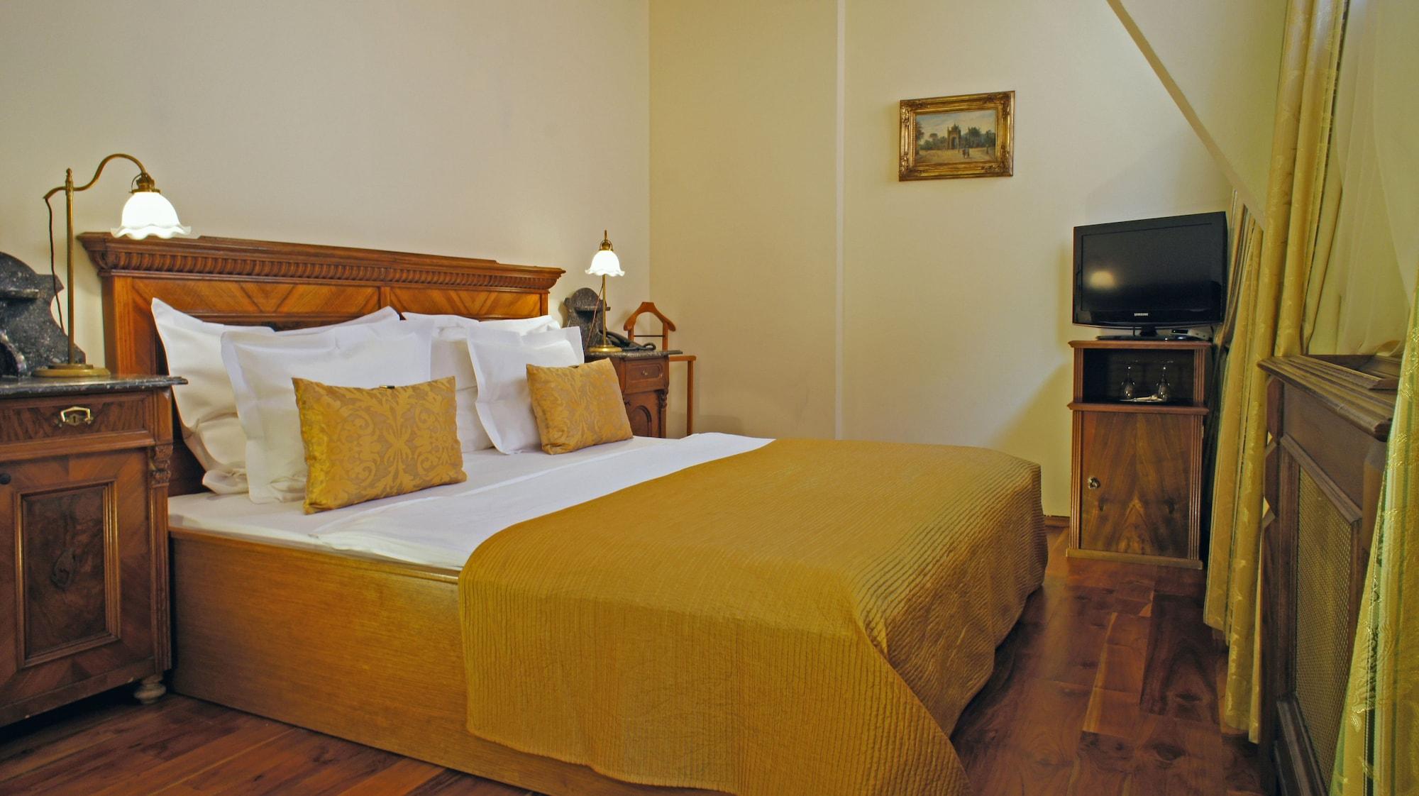 Grand Hotel Praha Bagian luar foto