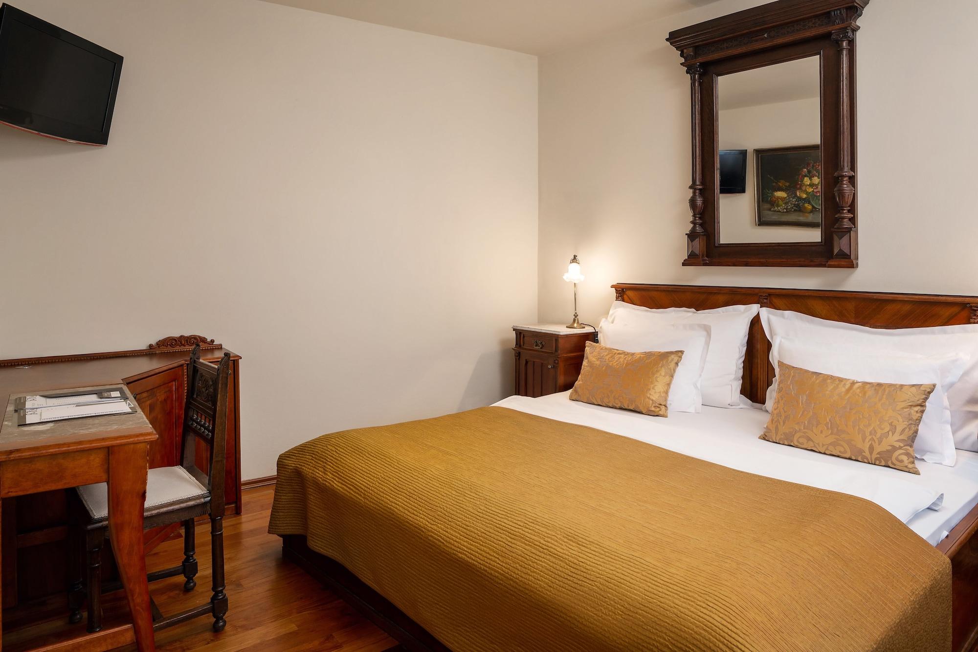 Grand Hotel Praha Bagian luar foto