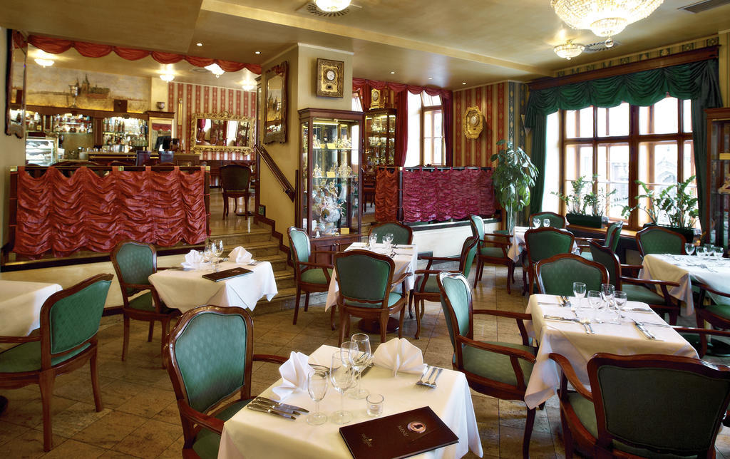 Grand Hotel Praha Bagian luar foto