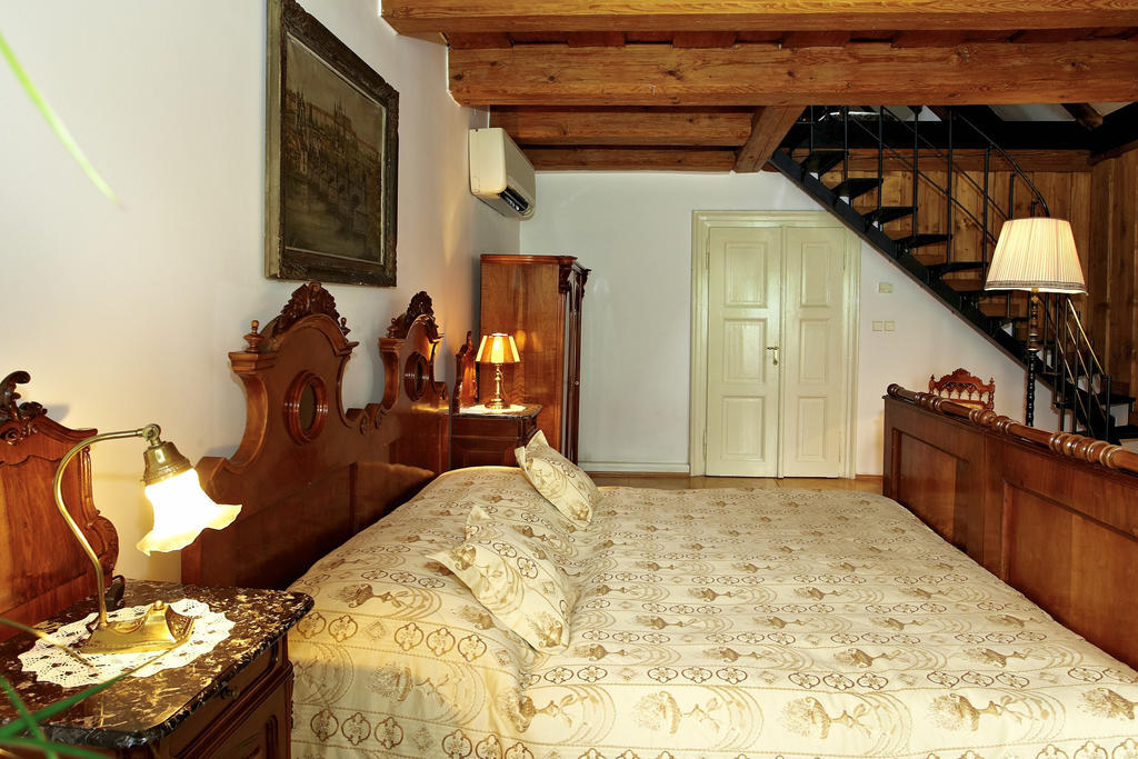 Grand Hotel Praha Bagian luar foto
